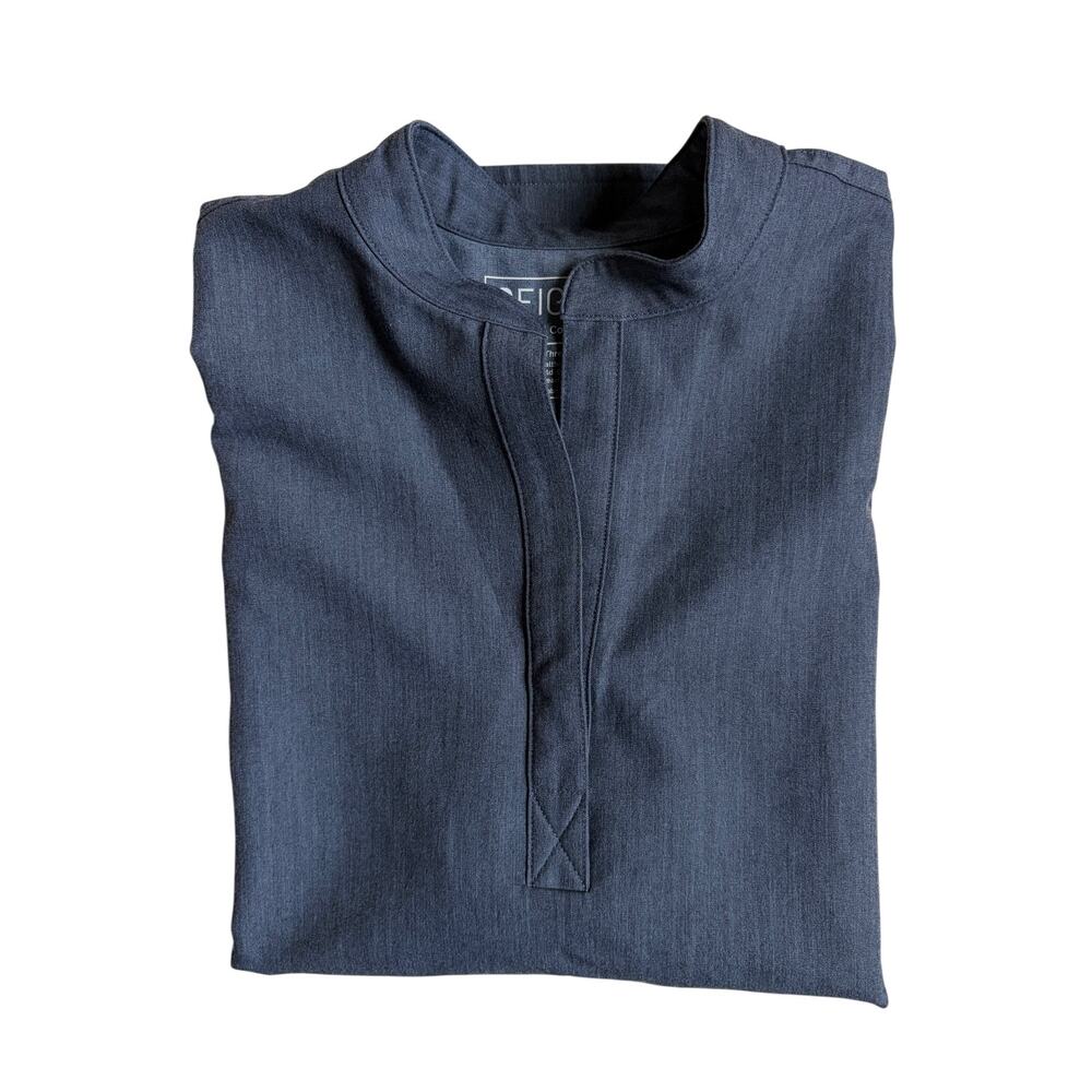 FIGS Women's Rafaela Oversized Scrub Top (Blue / Grey) - XS